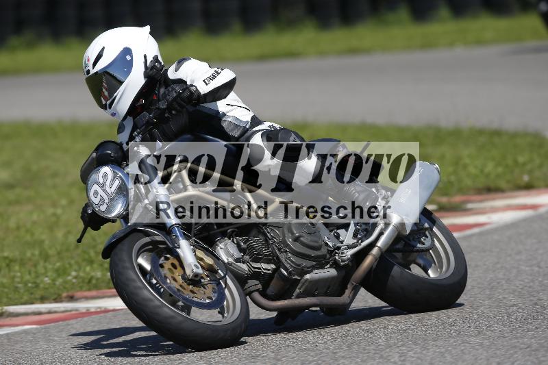 /Archiv-2024/29 12.06.2024 MOTO.CH Track Day ADR/Gruppe blau/92